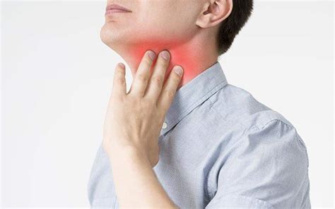 boğazın sol tarafında şişlik ve ağrı